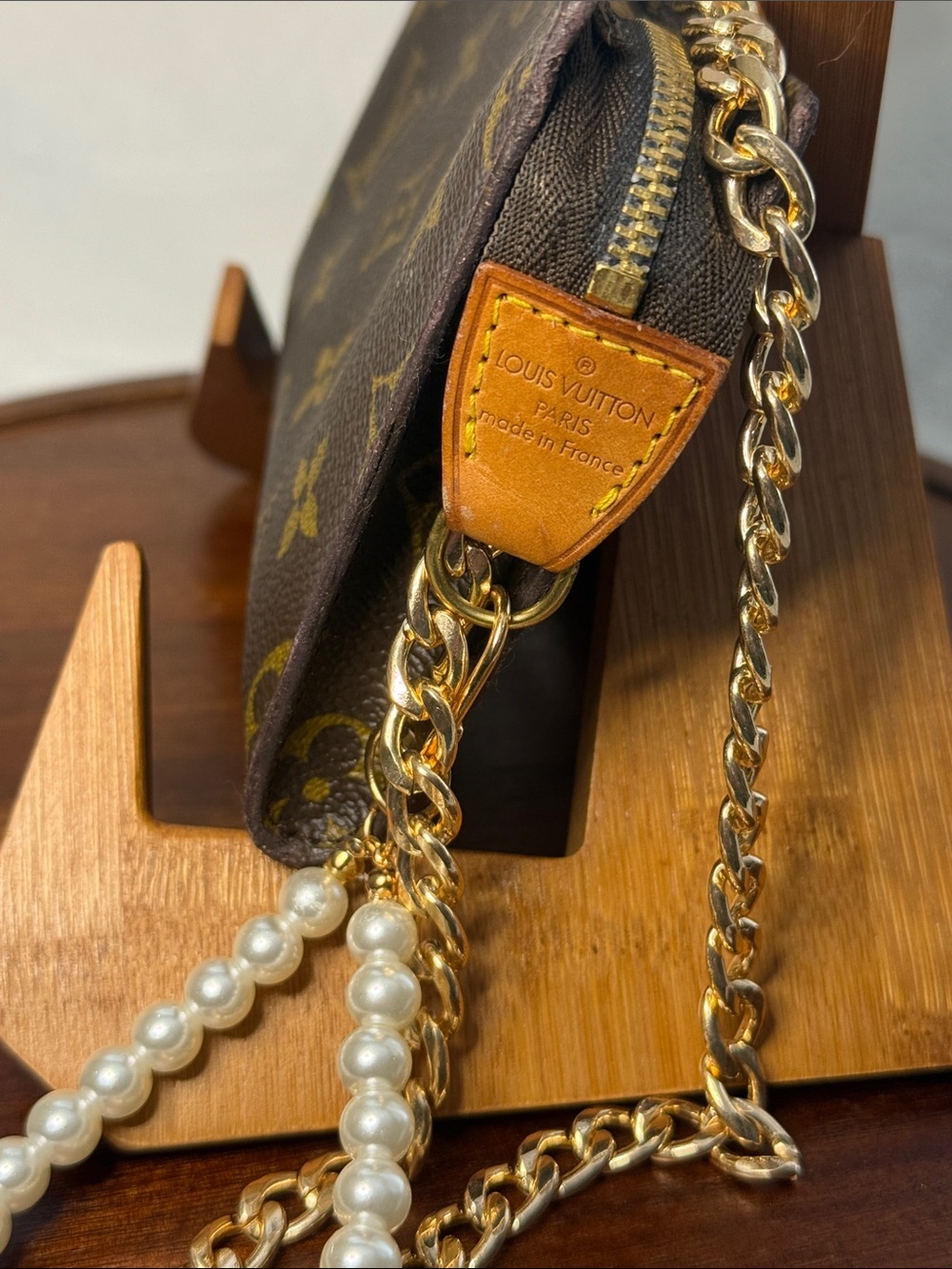 Authentic Louis Vuitton Bucket PM Accessories Pochette with 2 straps and insert - Picture 4 of 10